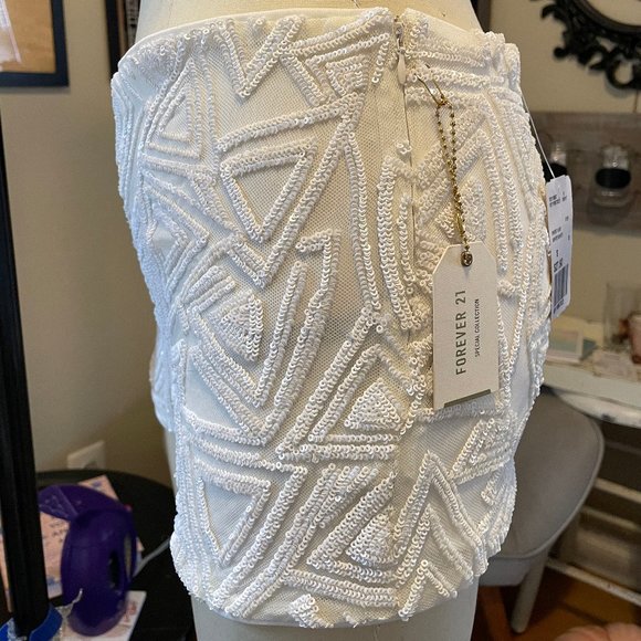 Forever21 White Embellish Shorts special occasion - Picture 2 of 11